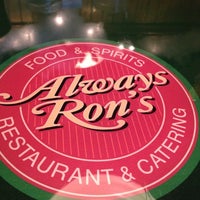 Foto tomada en Always Ron&amp;#39;s Restaurants  por Chelsea E. el 2/21/2012
