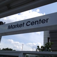 Foto tomada en Market Center Station (DART Rail)  por Robert P. el 5/15/2012