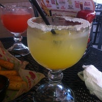 Photo taken at Applebee&amp;#39;s Grill + Bar by leidy a. on 7/4/2012
