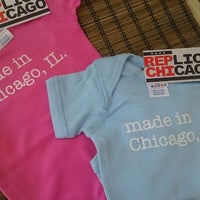 5/24/2012 tarihinde Lynziyaretçi tarafından Replica Chicago'de çekilen fotoğraf