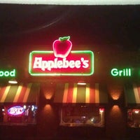Photo taken at Applebee&amp;#39;s Grill + Bar by Erik R. on 10/26/2011