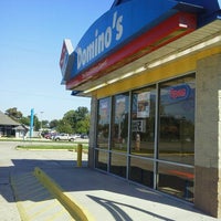 Photo taken at Domino&amp;#39;s Pizza by Dyvon M. on 9/10/2011