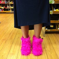 payless shoes northgate