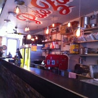 12/8/2011にthecoffeebeanersがPete Zaazで撮った写真