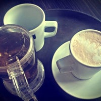 5/13/2012에 Jon C.님이 Naked Tea &amp;amp; Coffee Company에서 찍은 사진