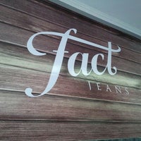 Photo taken at Fact Jeans by Marcos Junji A. on 5/12/2012