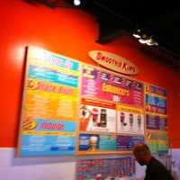 Photo taken at Smoothie King by Frankie F. on 5/10/2012