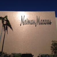 Photo taken at Louis Vuitton Topanga Neiman Marcus - Closed by ♔ . on 7/22/2012