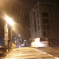 Photo taken at 調布1号踏切 by しょうた on 2/17/2012