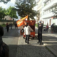 Photo taken at Gemeinsam gegen GEMAinheiten Demo by rohrwallpirat B. on 6/25/2012