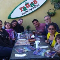 Снимок сделан в Ranas Mexico City Cuisine пользователем Vasti E. 2/22/2012