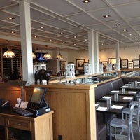 Foto diambil di The Q Restaurant &amp;amp; Bar oleh Ramir S. pada 4/10/2012