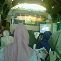 Review Alifa Moslem Shopping Centre