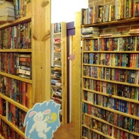 Foto scattata a A Readers Corner Bookstore da Tsali il 4/12/2012