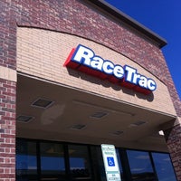 Das Foto wurde bei RaceTrac von Steve F. am 4/17/2012 aufgenommen