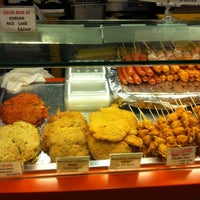 Photo taken at Dong Dae Mun Seoul Street Food by Romeo U. on 7/14/2012