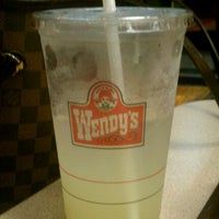 Photo taken at Wendy’s by Janice N. on 9/24/2011