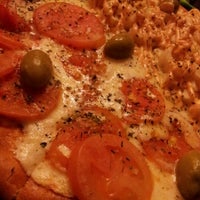 Photo taken at Pizza Italia by Fernando V. on 8/25/2012