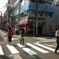 Photo taken at 戸越銀座のだんご屋 あさな by Kaz S. on 6/24/2012