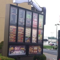 Photo taken at Taco Bell by Aimee A. on 8/18/2011