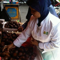 Photo taken at Pasar Pagi Rawamangun by Elvinateshiloh&#39;smom S. on 10/19/2011