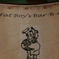 Photo taken at Fat Boy&#39;s Bar-B-Q by Isaac D. on 4/24/2012
