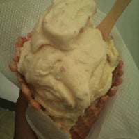 รูปภาพถ่ายที่ I Scream For Ice Cream โดย KenyangBego เมื่อ 1/8/2012