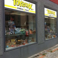 Photo taken at Toyboxx by Jan W. on 8/16/2011