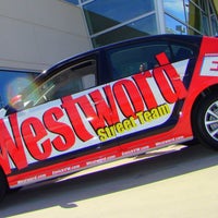 11/3/2011 tarihinde Denver Westwordziyaretçi tarafından Emich Volkswagen (VW)'de çekilen fotoğraf