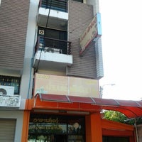 Photo taken at น้ำมนต์ เพ็ดช็อป และโรงแรม by Jame P. on 12/11/2011
