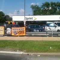 Photo taken at Sprint Store by Richard I. on 9/12/2011