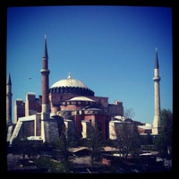 Photo taken at Best Island Hostel Istanbul by Shamil S. on 4/29/2012