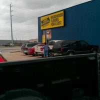 Photo taken at Lumber Liquidators, Inc. by 13 B. on 11/19/2011