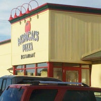 Photo taken at Monical&amp;#39;s Pizza by John H. on 9/5/2011