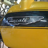 Photo taken at Vintage Ducati Villa / บ้านดูคาติโบราณ by Nadda R. on 2/20/2011