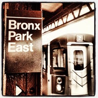Photo taken at MTA Subway - 2 Train by Ron V. on 9/2/2012