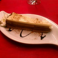 Foto diambil di Restaurante La Tabernilla oleh Javier R. pada 12/16/2011