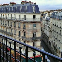 Das Foto wurde bei Paris France Hôtel von Brian H. am 11/17/2011 aufgenommen