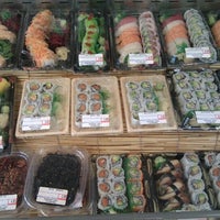 Photo prise au Sakanaya Sushi par Albert W. le8/19/2011