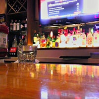 Photo taken at Applebee&amp;#39;s Grill + Bar by Яyan J. on 9/12/2012