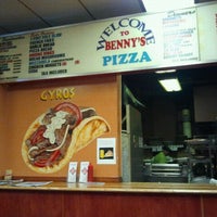 Photo taken at Benny&amp;#39;s Pizza II by Darius T. on 11/18/2011