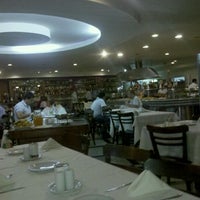 Photo taken at Piemonte Pizza &amp;amp; Cozinha by Leandro S. on 2/16/2011