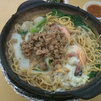 Photo taken at Restoran Strawberry Puchong by Alicia on 1/28/2012