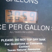 Photo taken at RaceTrac by Graziella J. on 7/5/2012