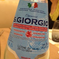 รูปภาพถ่ายที่ Il Girasole โดย fr8d G. เมื่อ 6/16/2012