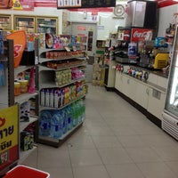 Photo taken at 7-Eleven by odreammm on 7/19/2012