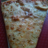 7/24/2012 tarihinde Evy D.ziyaretçi tarafından Pizzas Liberty'de çekilen fotoğraf