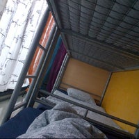 Foto diambil di Alternative Creative Youth Hostel - Barcelona oleh Ahmed O. pada 3/24/2012