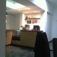 Photo taken at Motor&amp;#39;s Heaven &amp;amp; Margies café by Nuria R. on 5/9/2012