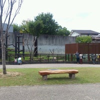 Photo taken at 東山動植物園 ニホンザル by koponkun 子. on 9/9/2012